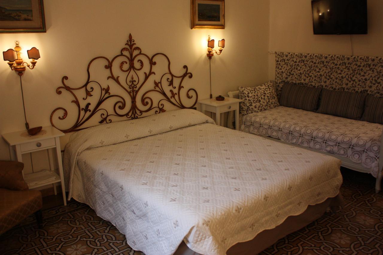 Rooms By Anna Florenz Exterior foto